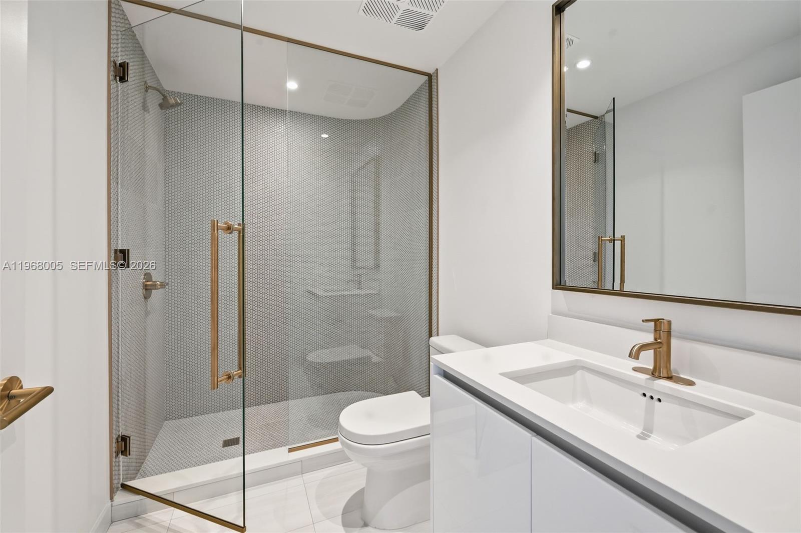 2678 Tigertail Ave 1501 Property Photo 21
