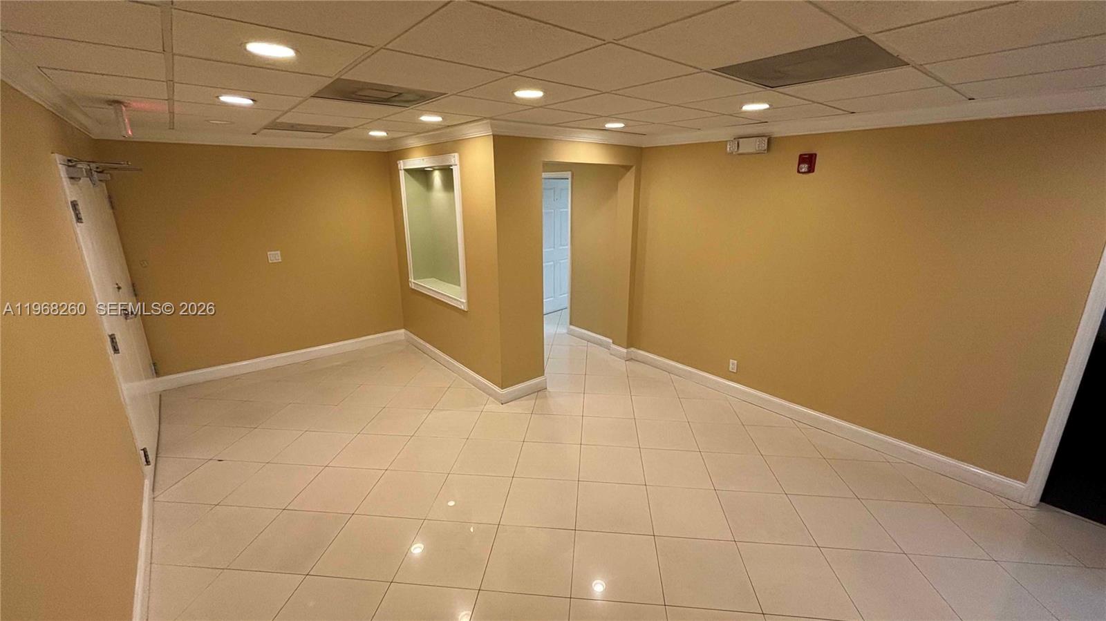 2727 E Oakland Park Blvd 200 Property Photo 4