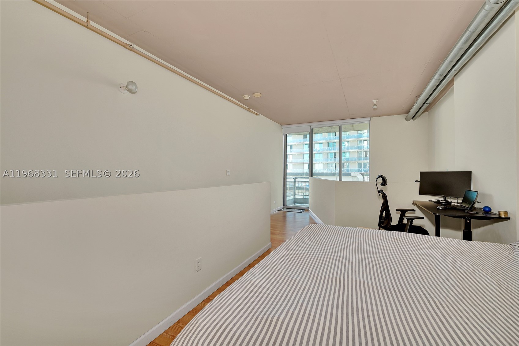 690 Sw 1st Ct 1504 Property Photo 12