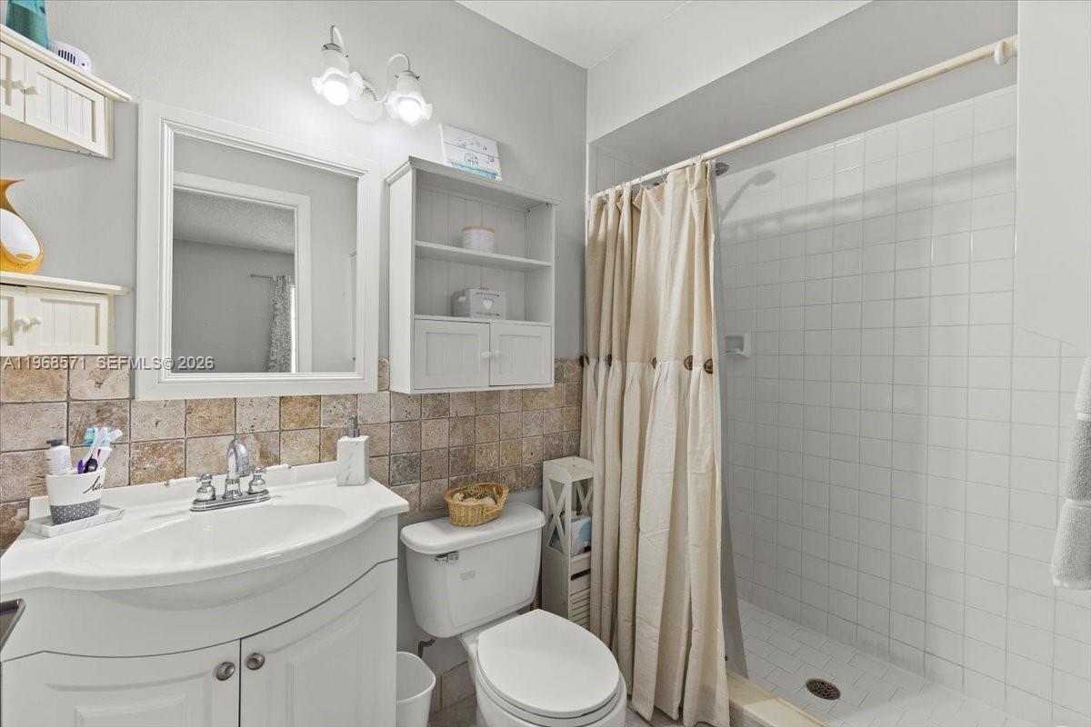 307 Waterside Dr Property Photo 23