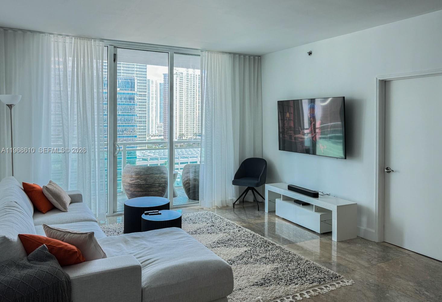 950 Brickell Bay Dr 1504 Property Photo 3