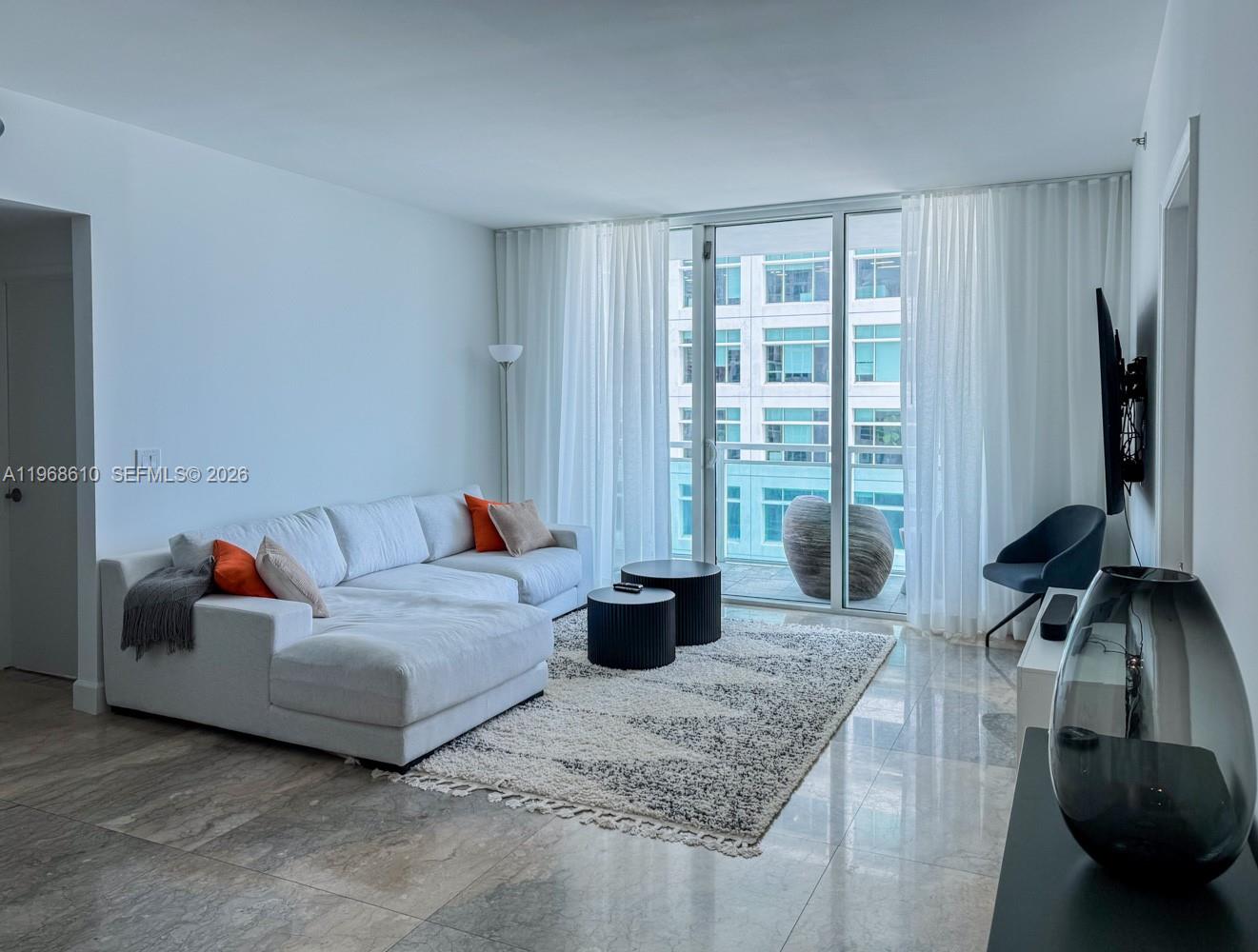 950 Brickell Bay Dr 1504 Property Photo 4