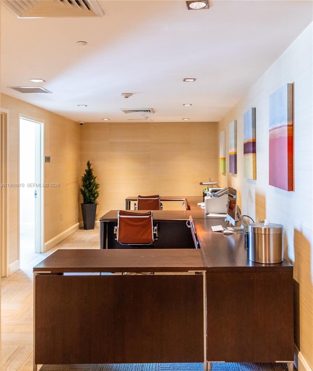 950 Brickell Bay Dr 1504 Property Photo 18