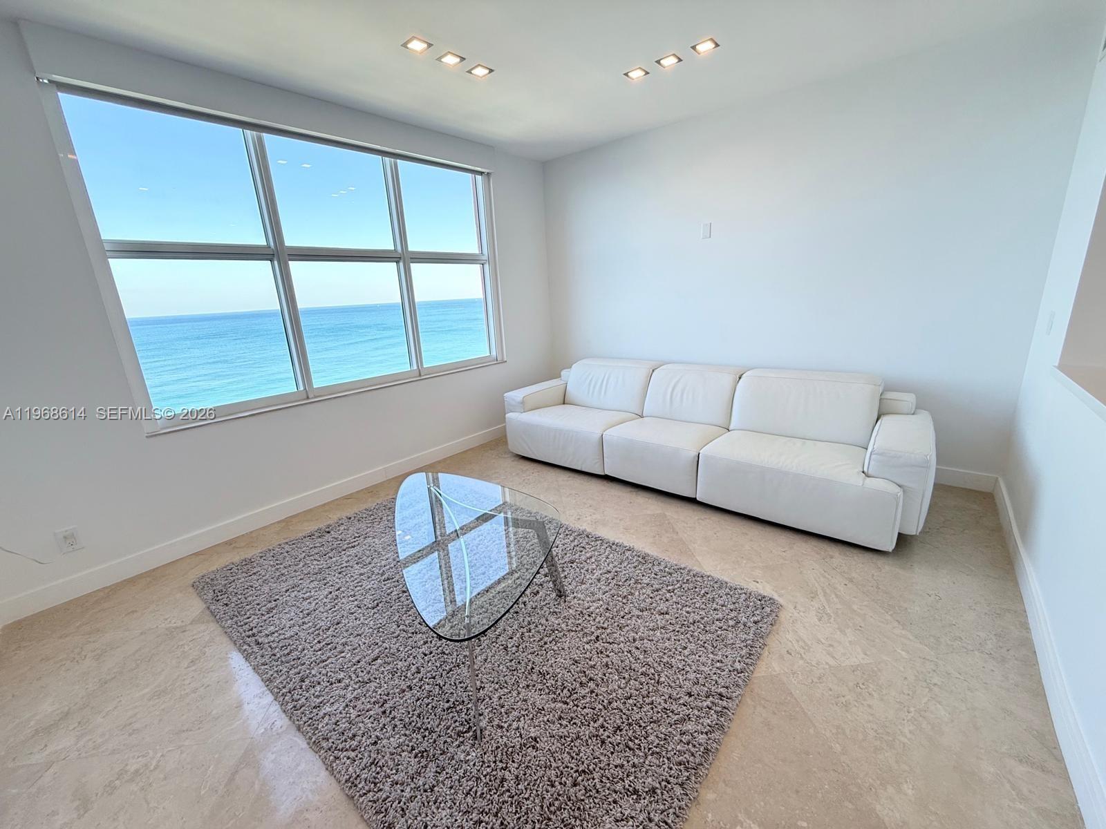 2100 N Ocean Blvd 12d Property Photo 19