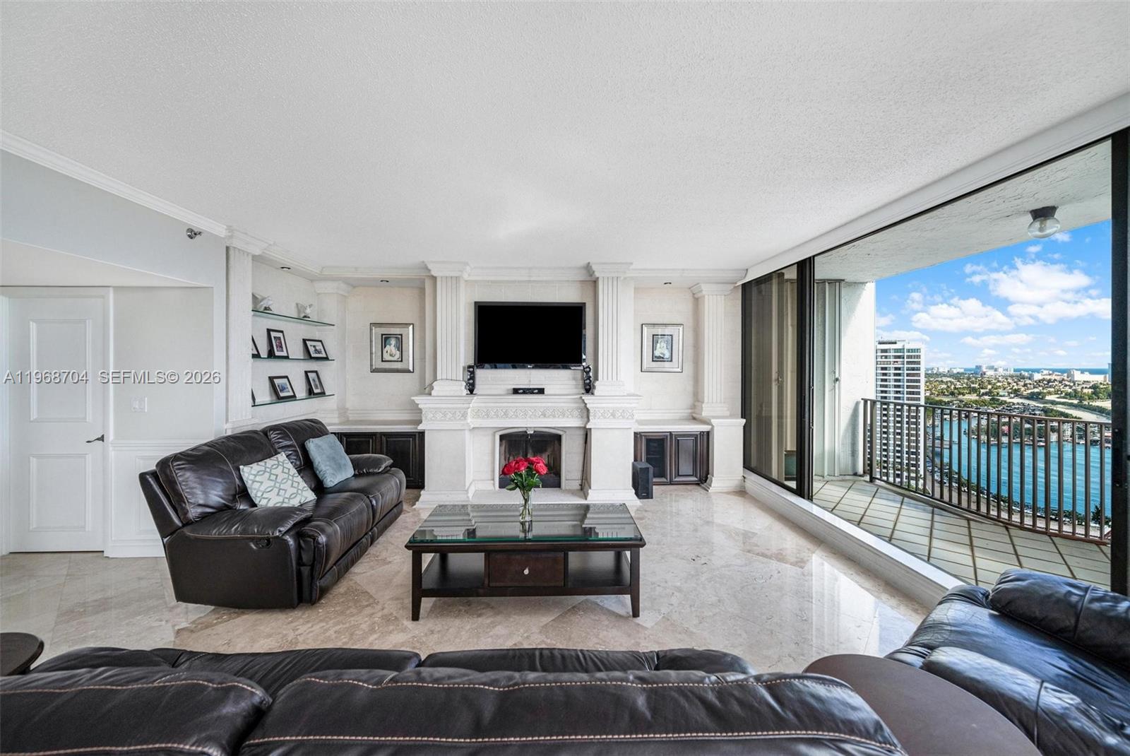 300 Three Islands Blvd Ph4a Property Photo 4