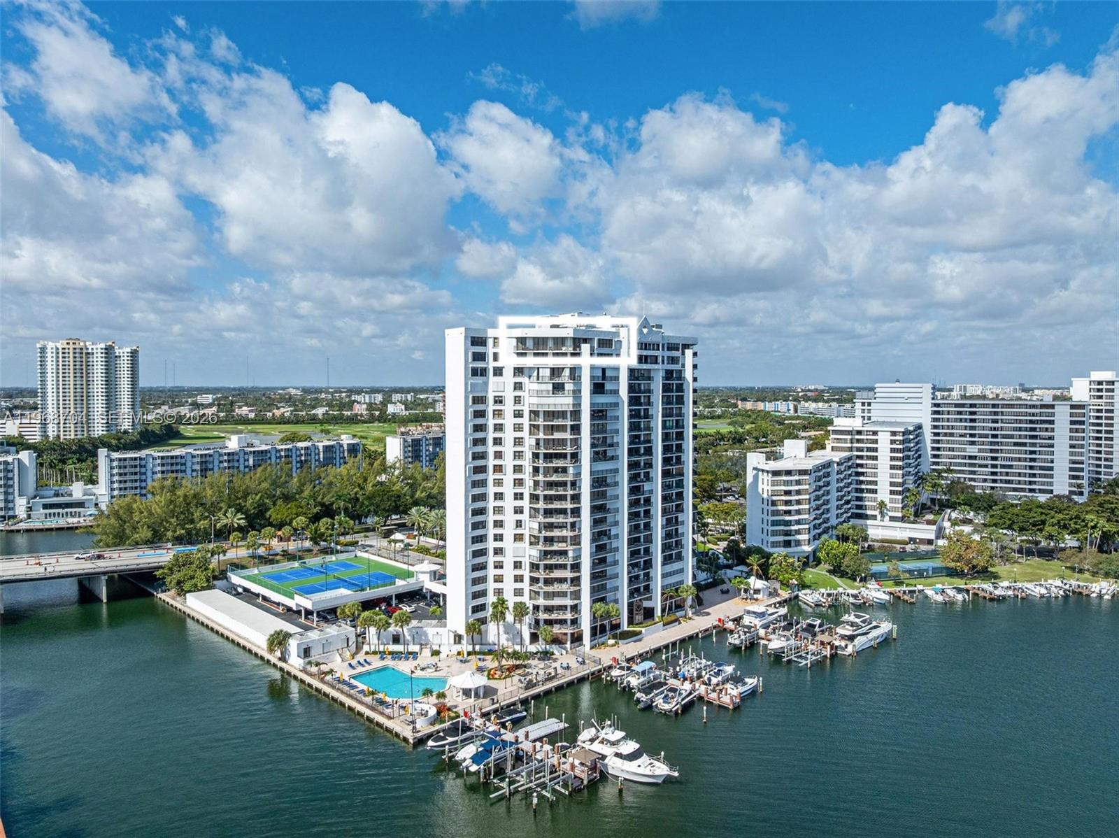 300 Three Islands Blvd Ph4a Property Photo 36