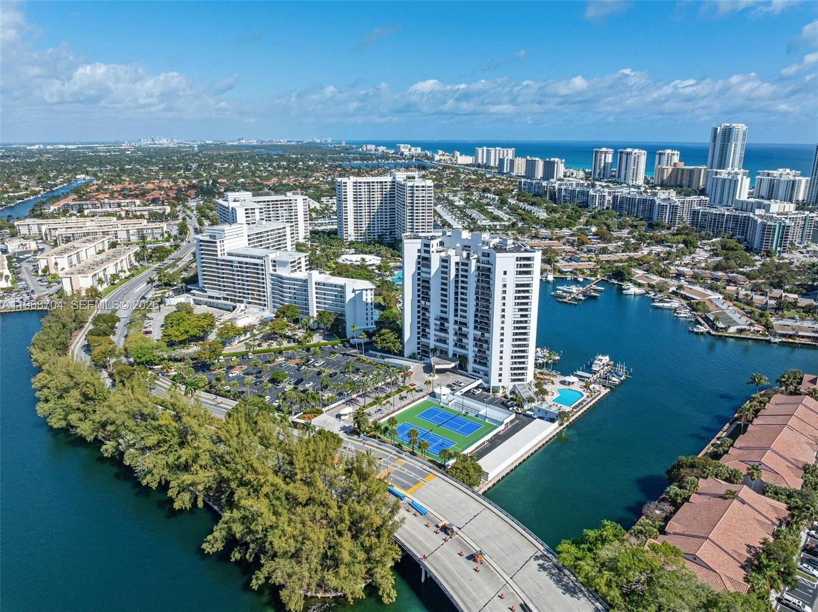 300 Three Islands Blvd Ph4a Property Photo 37
