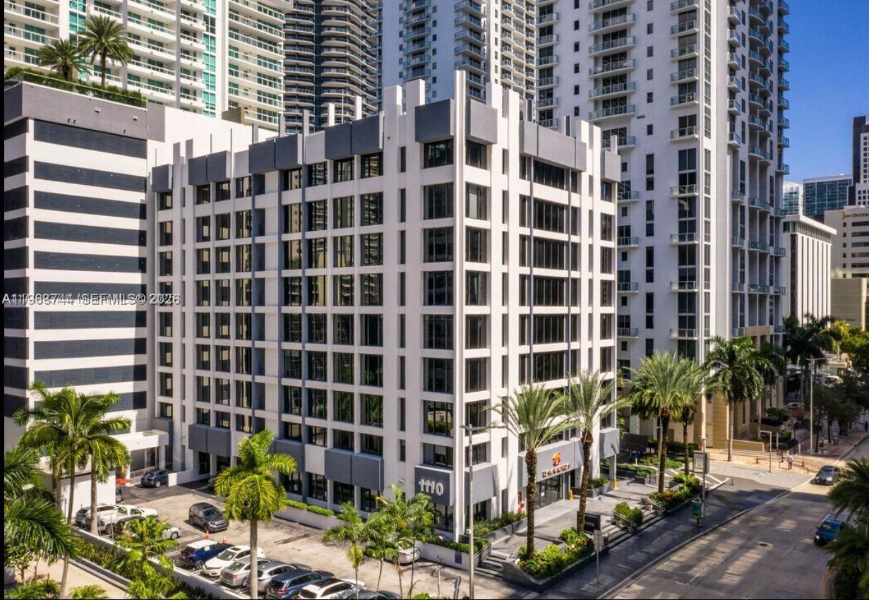 1110 Brickell Ave 804 Property Photo 3