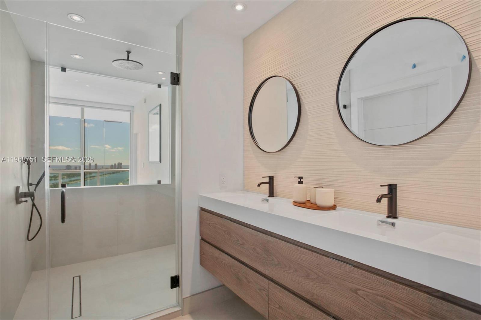 900 Biscayne Blvd 4307 Property Photo 14