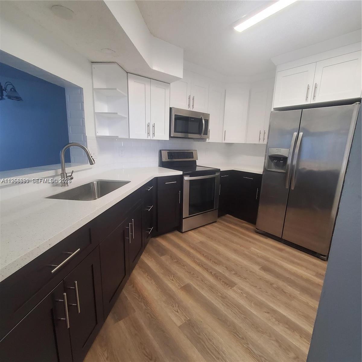 929 Hamilton Dr 929f Property Photo 6