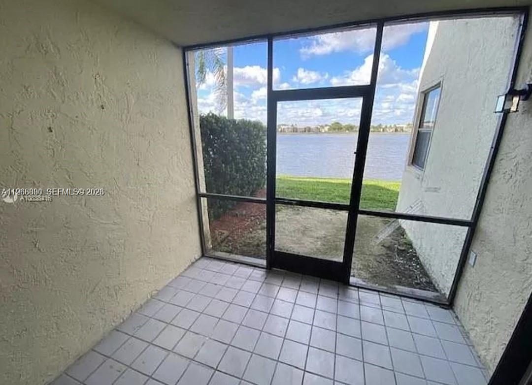 929 Hamilton Dr 929f Property Photo 13