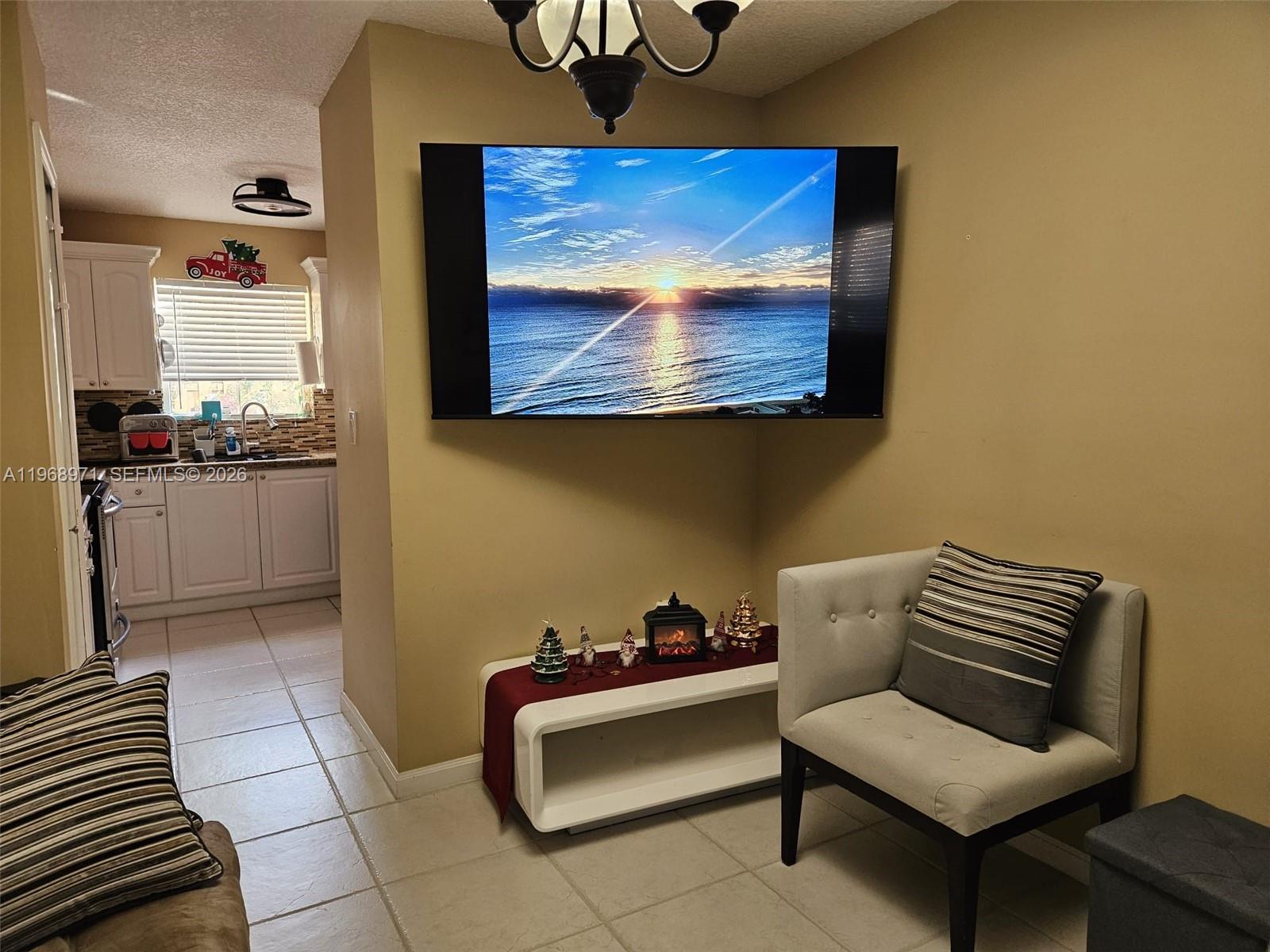 14070 S Forest Oak Cir Property Photo 5