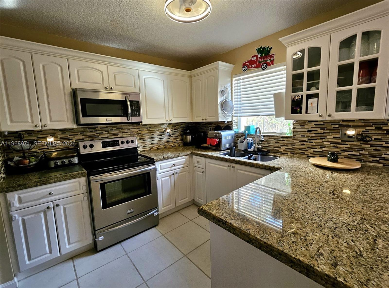 14070 S Forest Oak Cir Property Photo 7