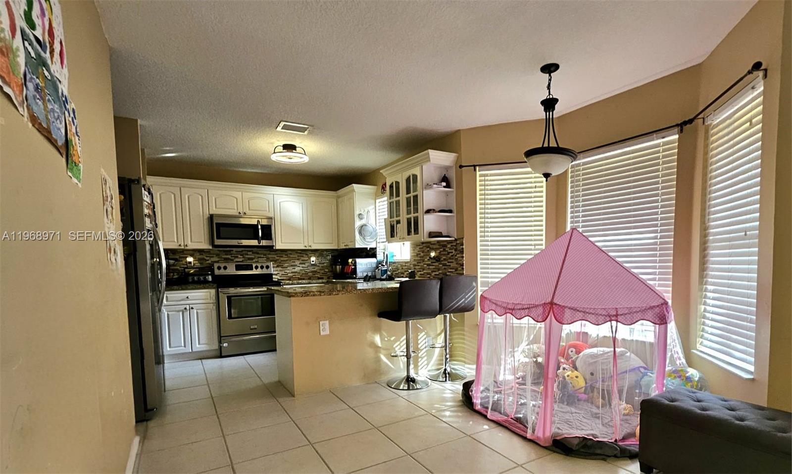 14070 S Forest Oak Cir Property Photo 9