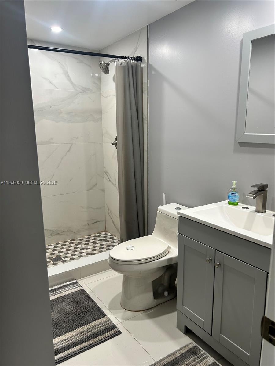 3633 Sw 12th Ct 3 Property Photo 8