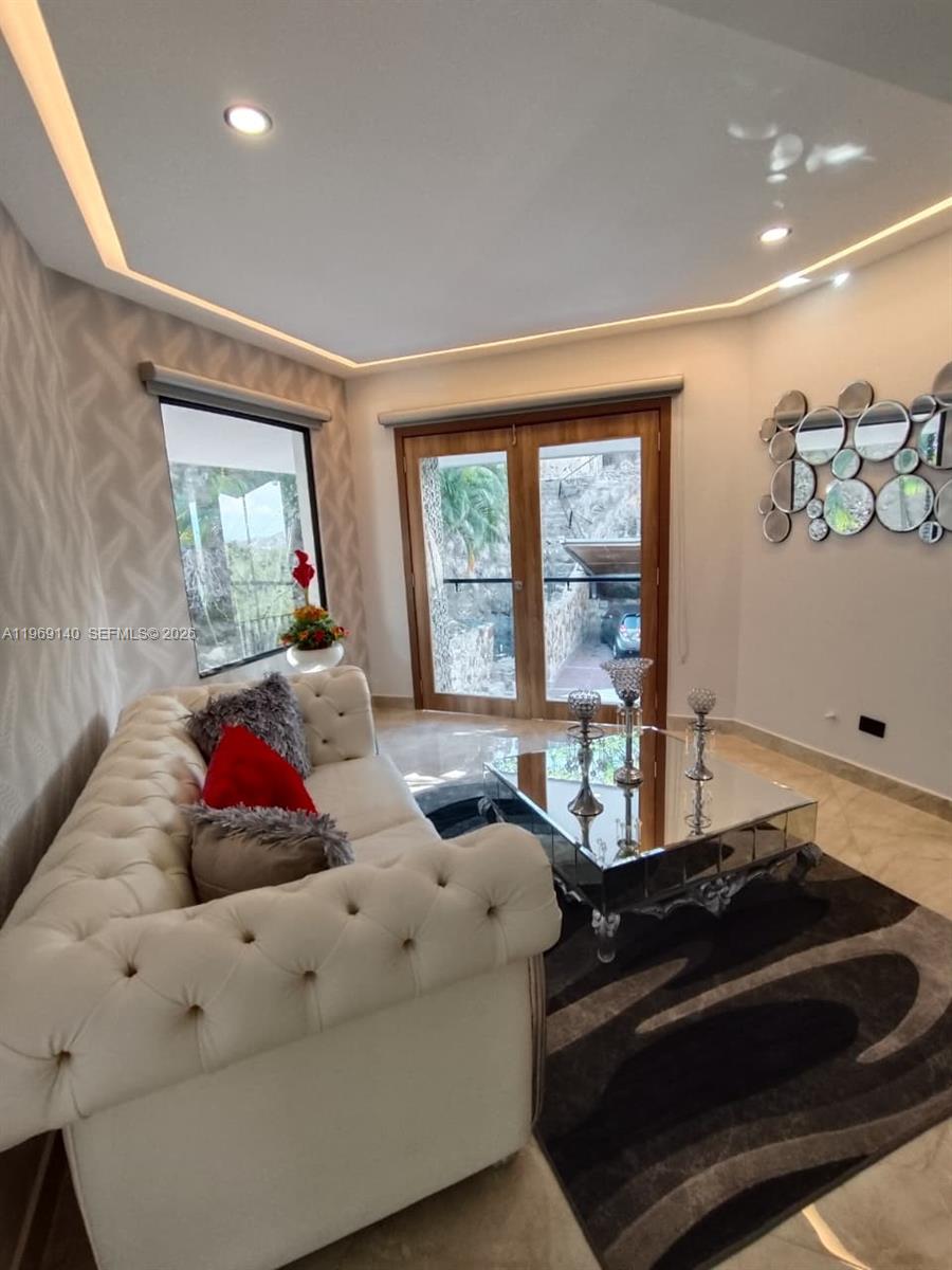 Via Dapa Km1 Property Photo 4