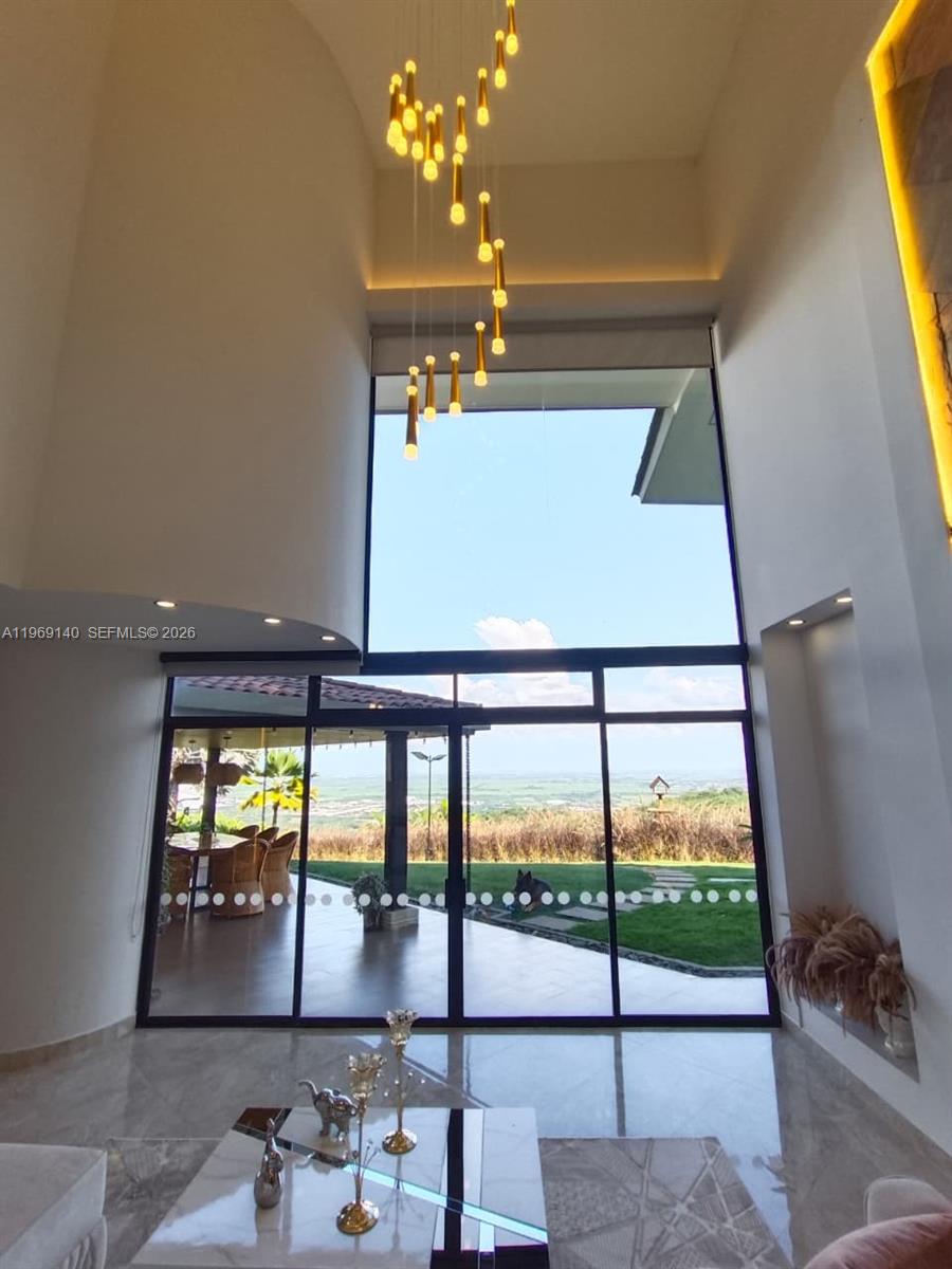 Via Dapa Km1 Property Photo 14