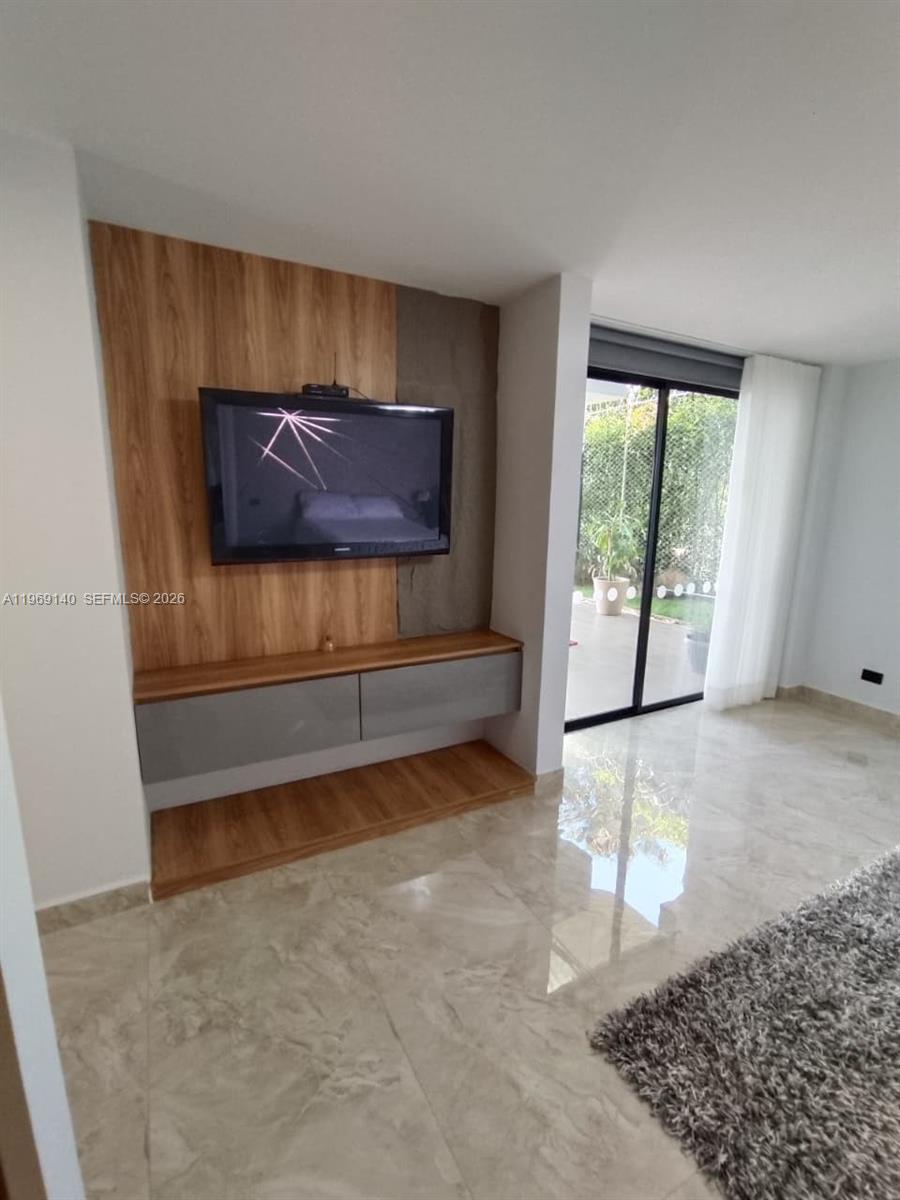 Via Dapa Km1 Property Photo 15
