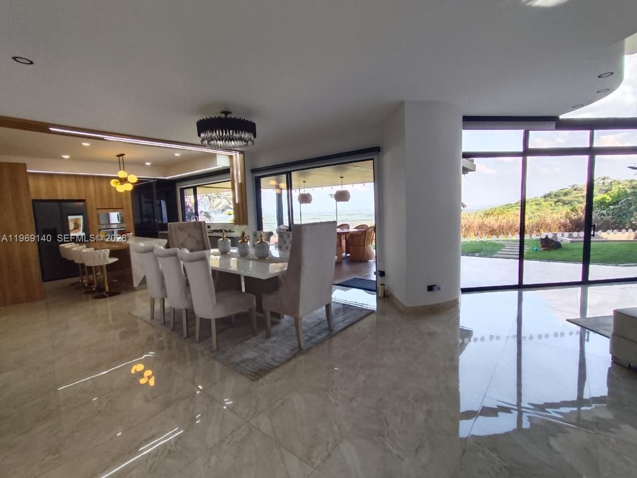 Via Dapa Km1 Property Photo 43