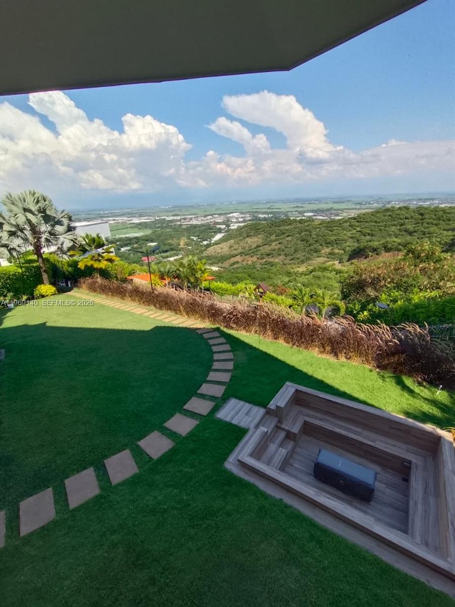 Via Dapa Km1 Property Photo 47