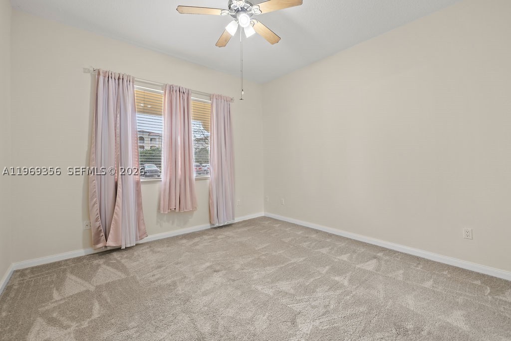 17 Harbour Isle Dr W 103 Property Photo 13