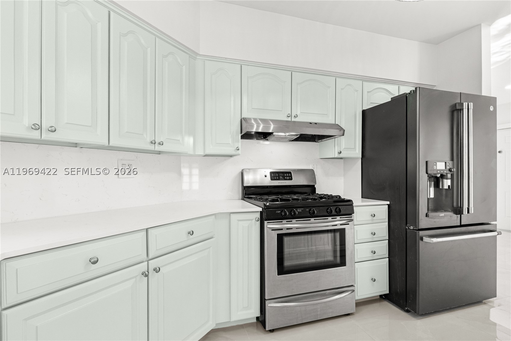 9241 Marine Dr Property Photo 15