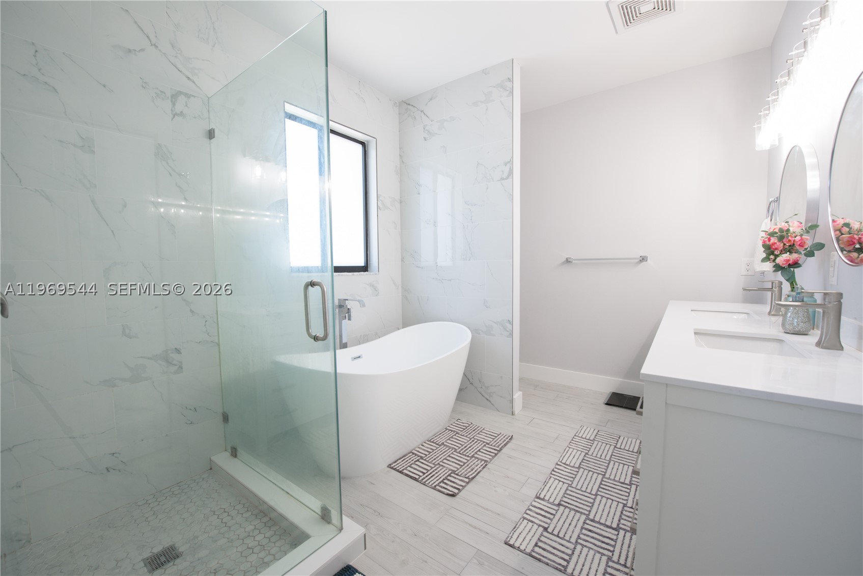 972 Ne 36th Ave Property Photo 15