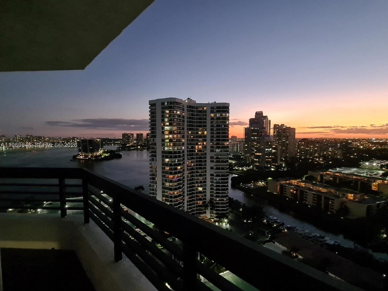 3500 Mystic Pointe Dr 2603 Property Photo 46