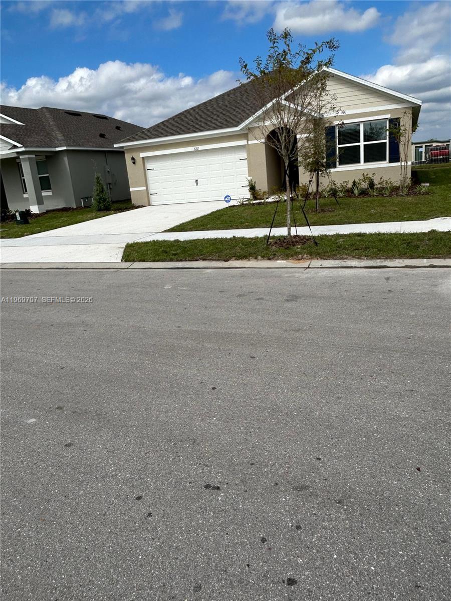 632 Taylor Grove Lain