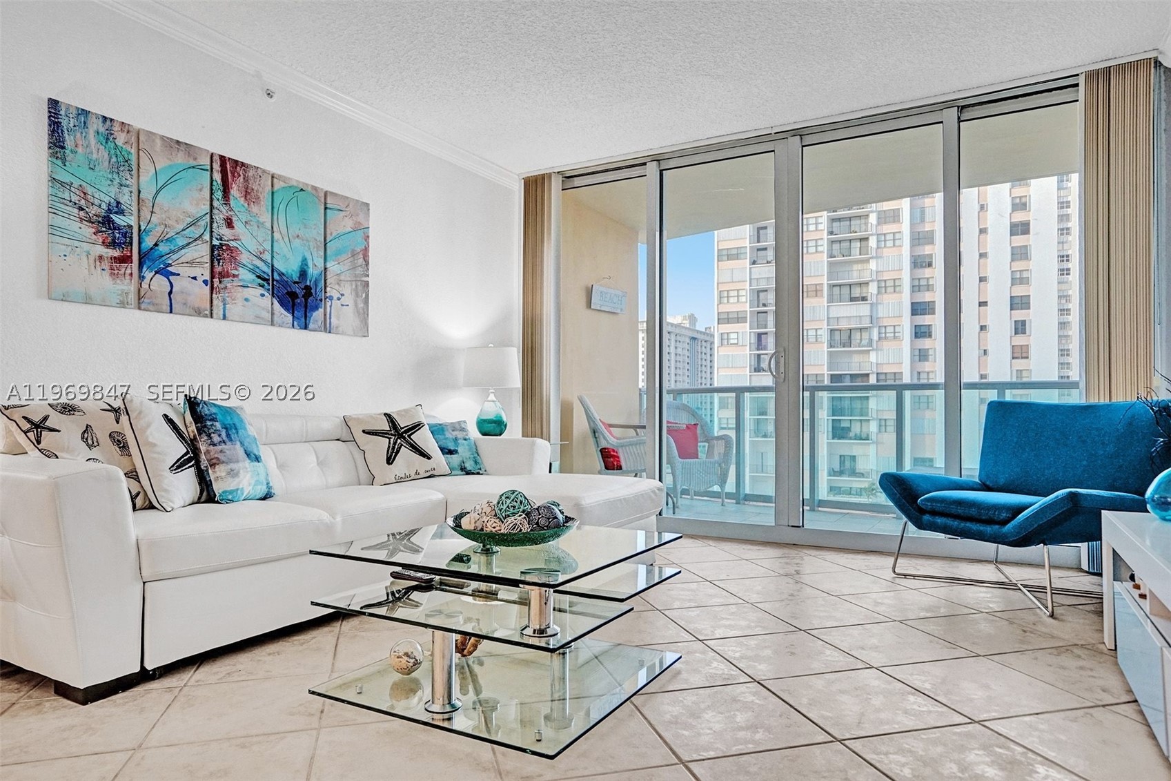 2501 S Ocean Dr 538 (available Now) Property Photo 2