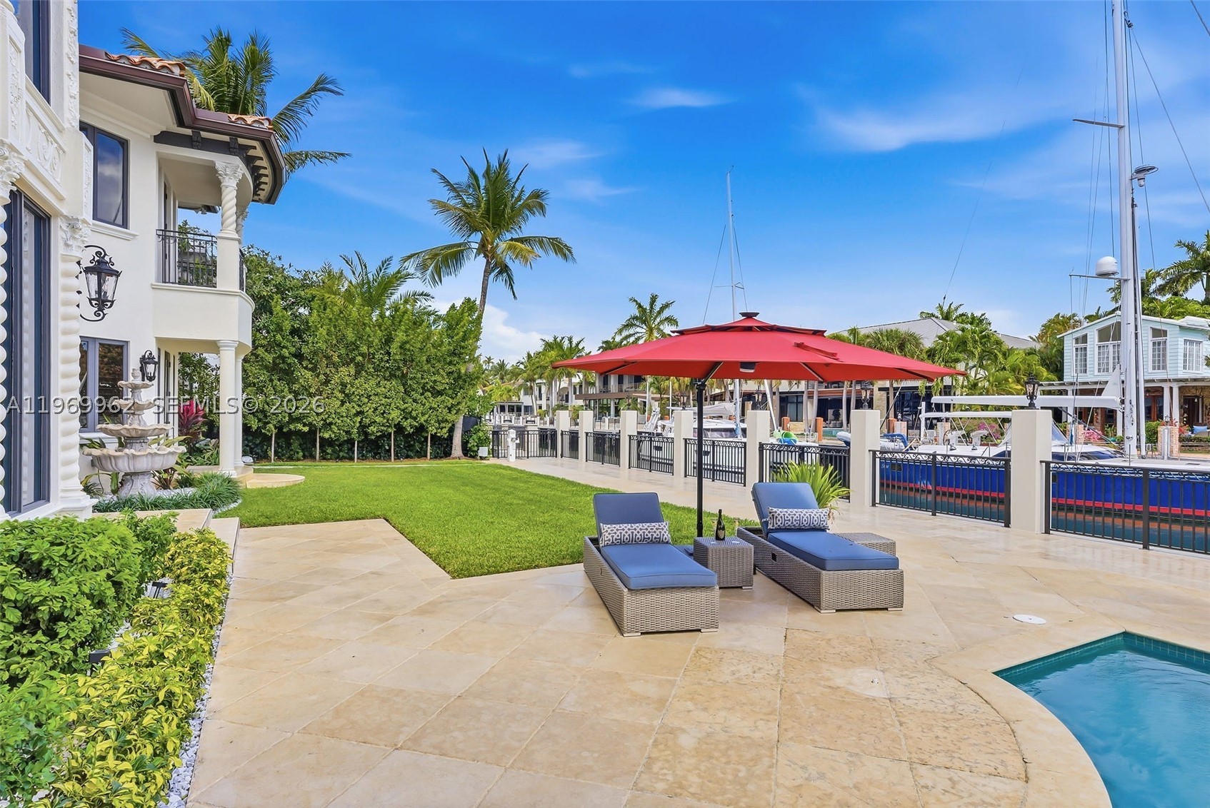 628 Coral Way Property Photo 14