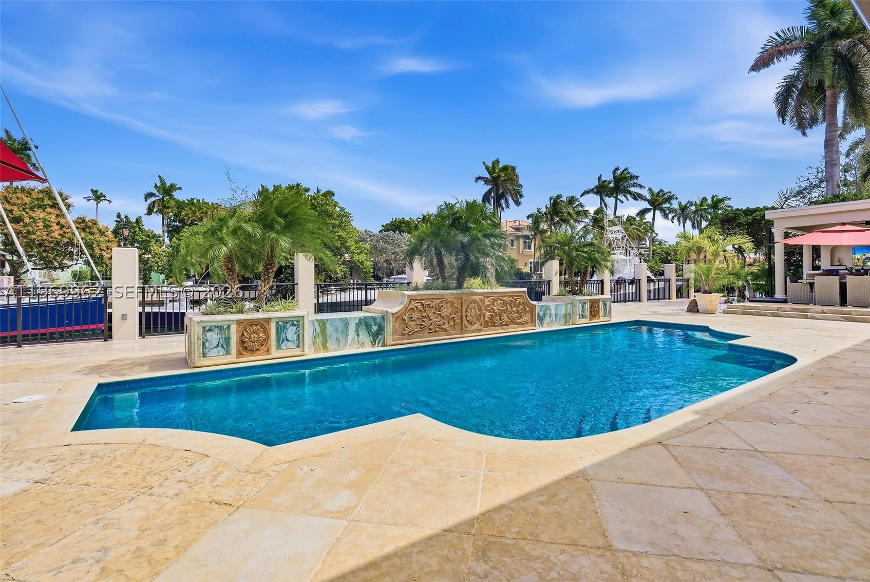 628 Coral Way Property Photo 18