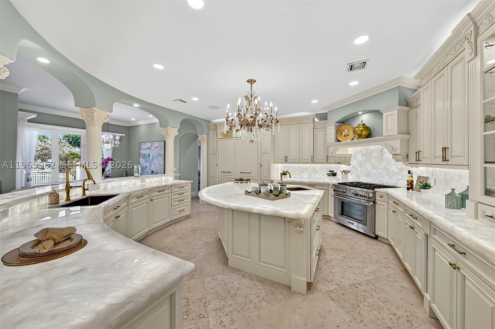 628 Coral Way Property Photo 34