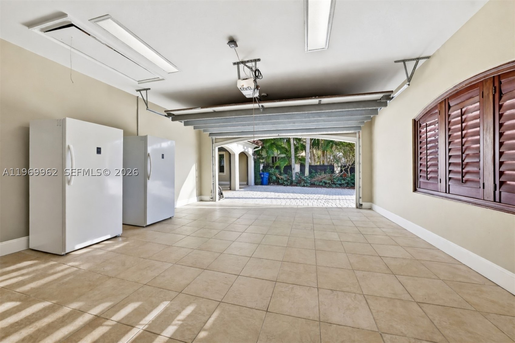 628 Coral Way Property Photo 46