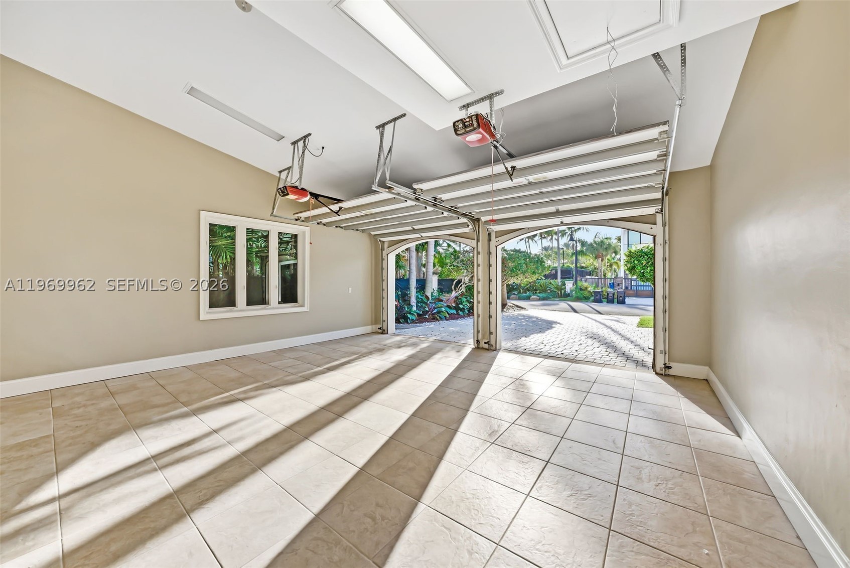 628 Coral Way Property Photo 47