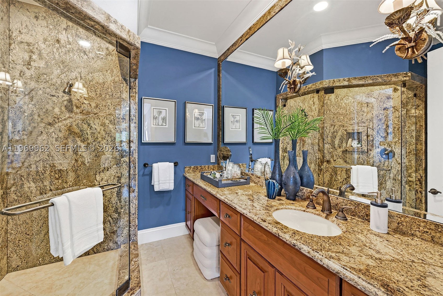 628 Coral Way Property Photo 57