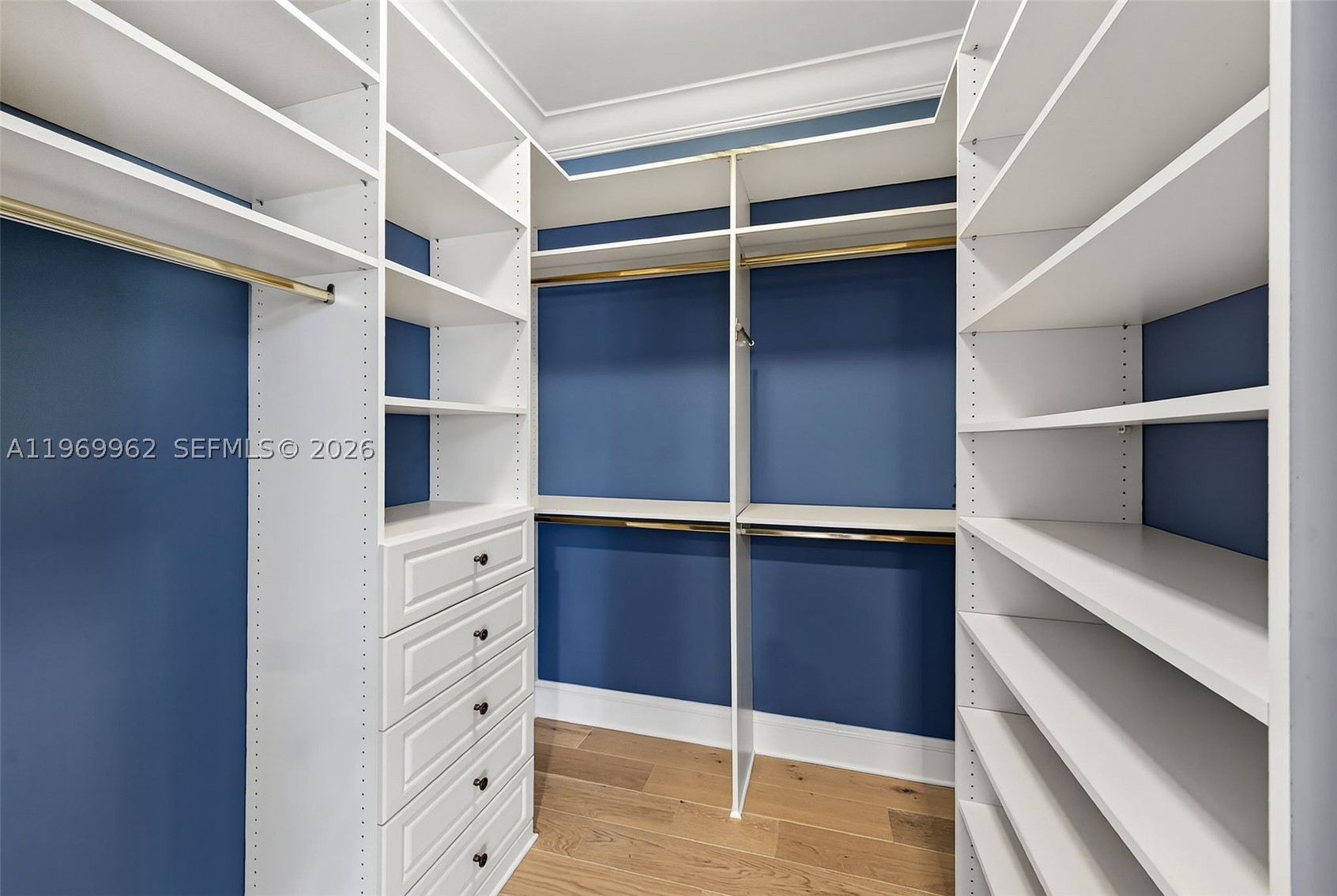 628 Coral Way Property Photo 58