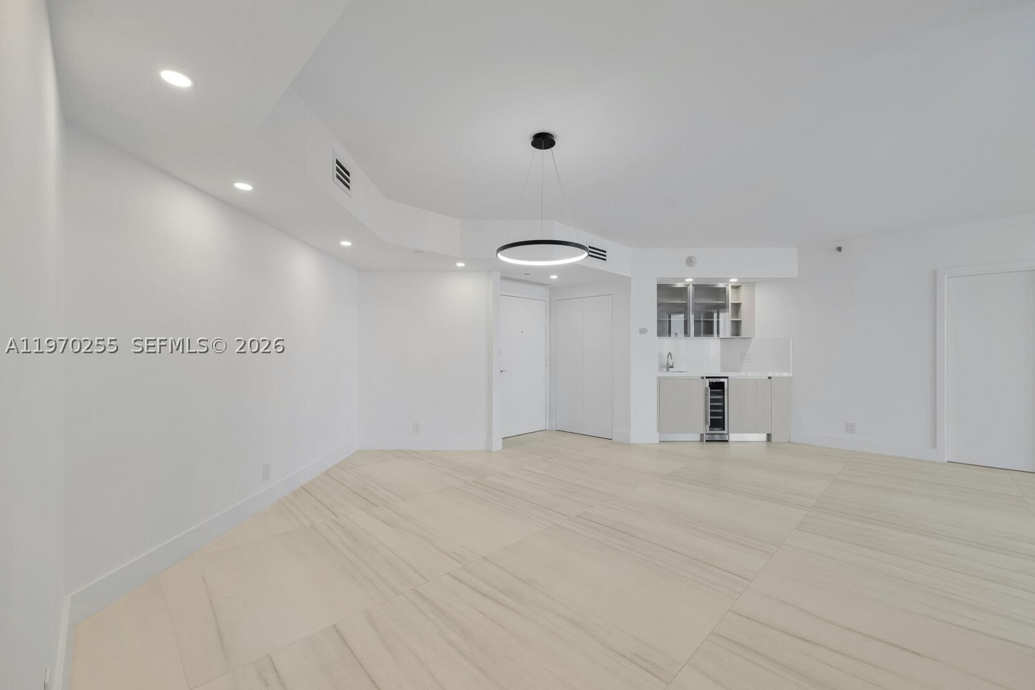 3000 Island Blvd 2504 Property Photo 18