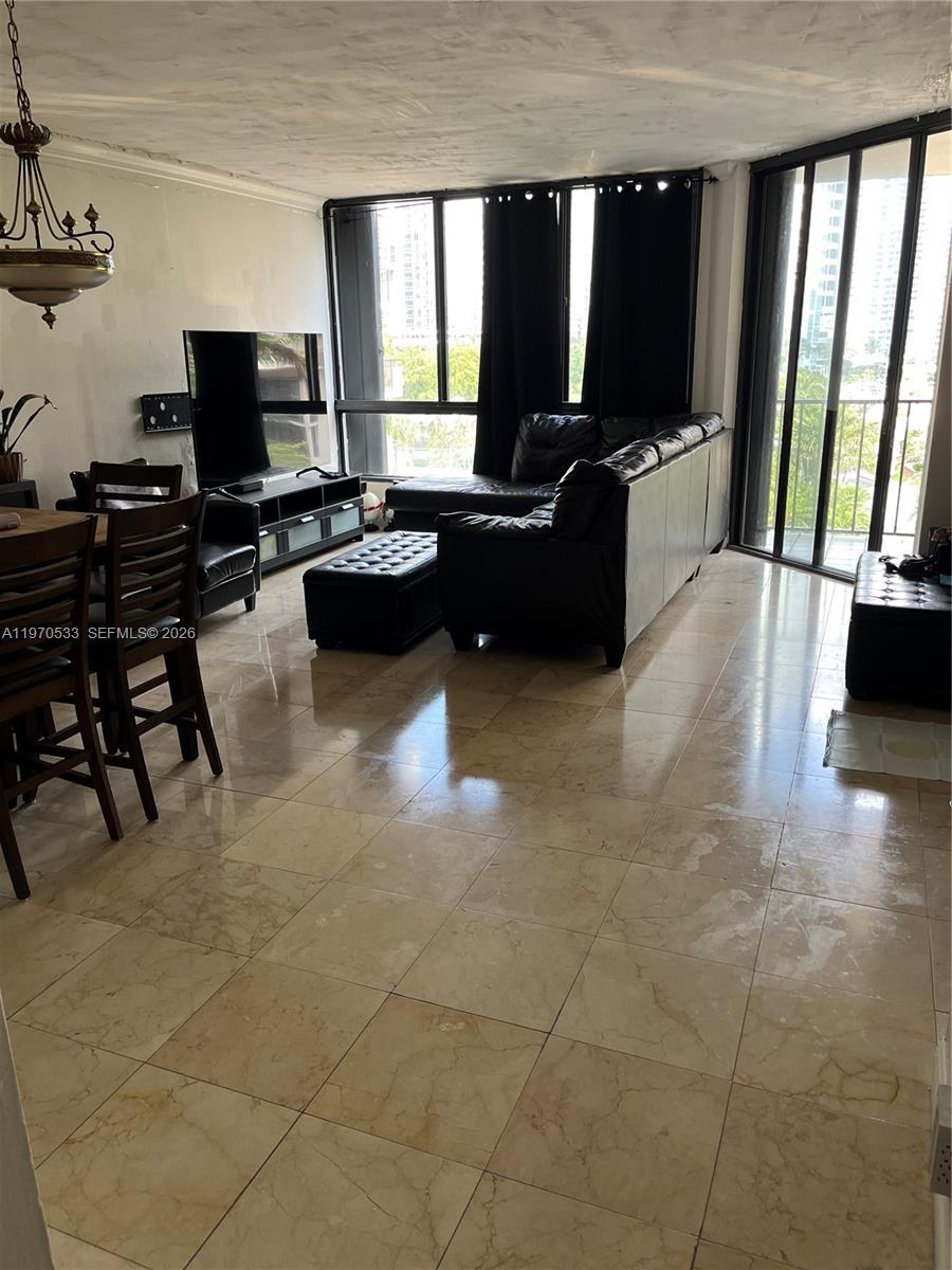520 Brickell Key Dr A610 Property Photo 3