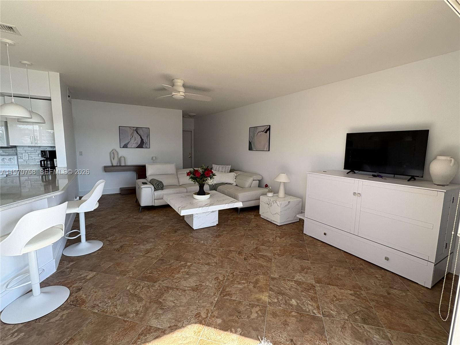 1201 S Riverside Dr 107 Property Photo 13