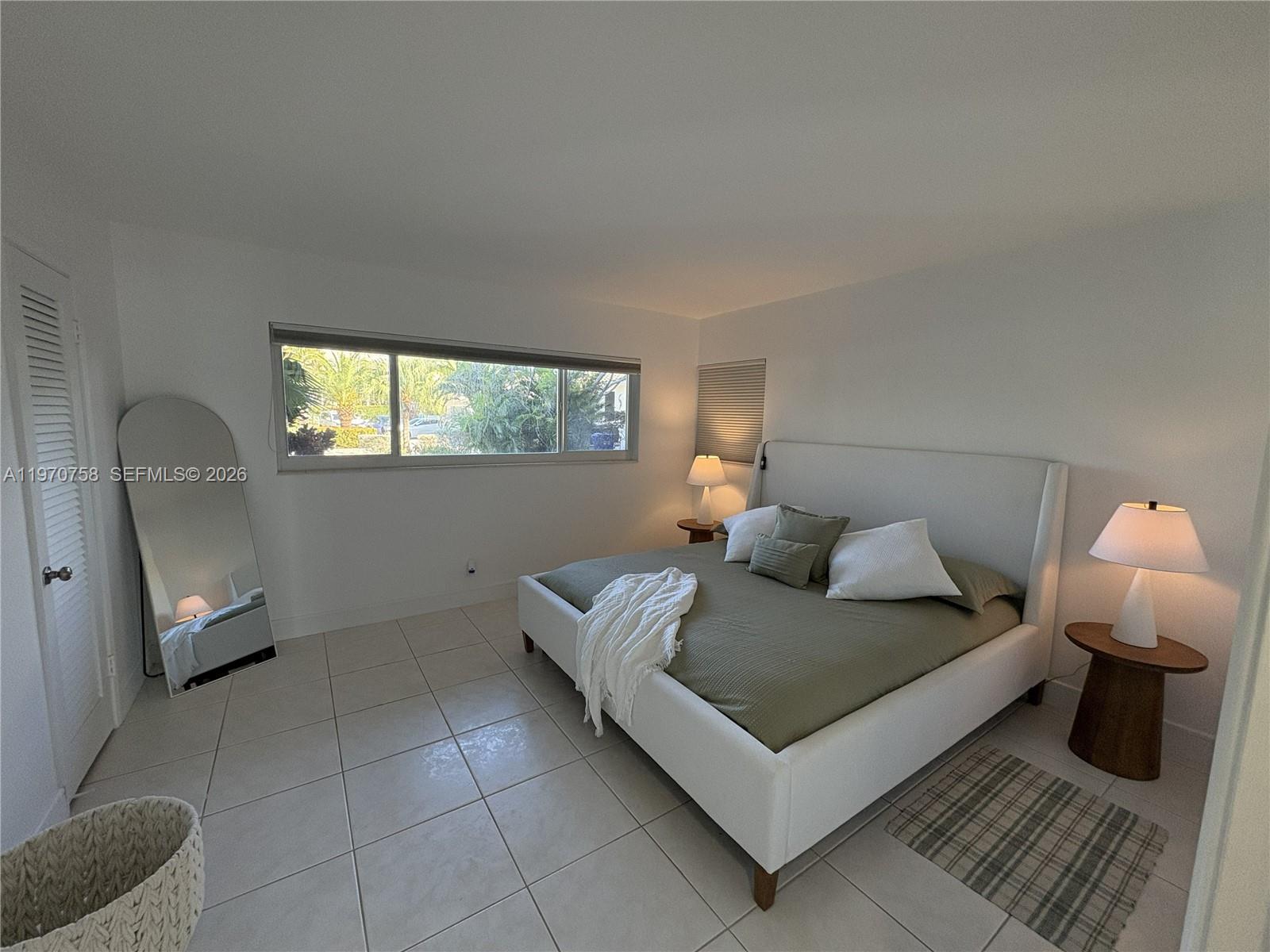 1201 S Riverside Dr 107 Property Photo 15