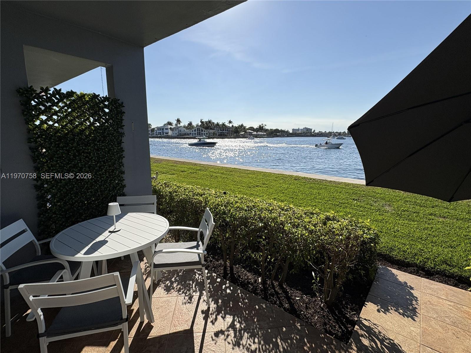 1201 S Riverside Dr 107 Property Photo 22