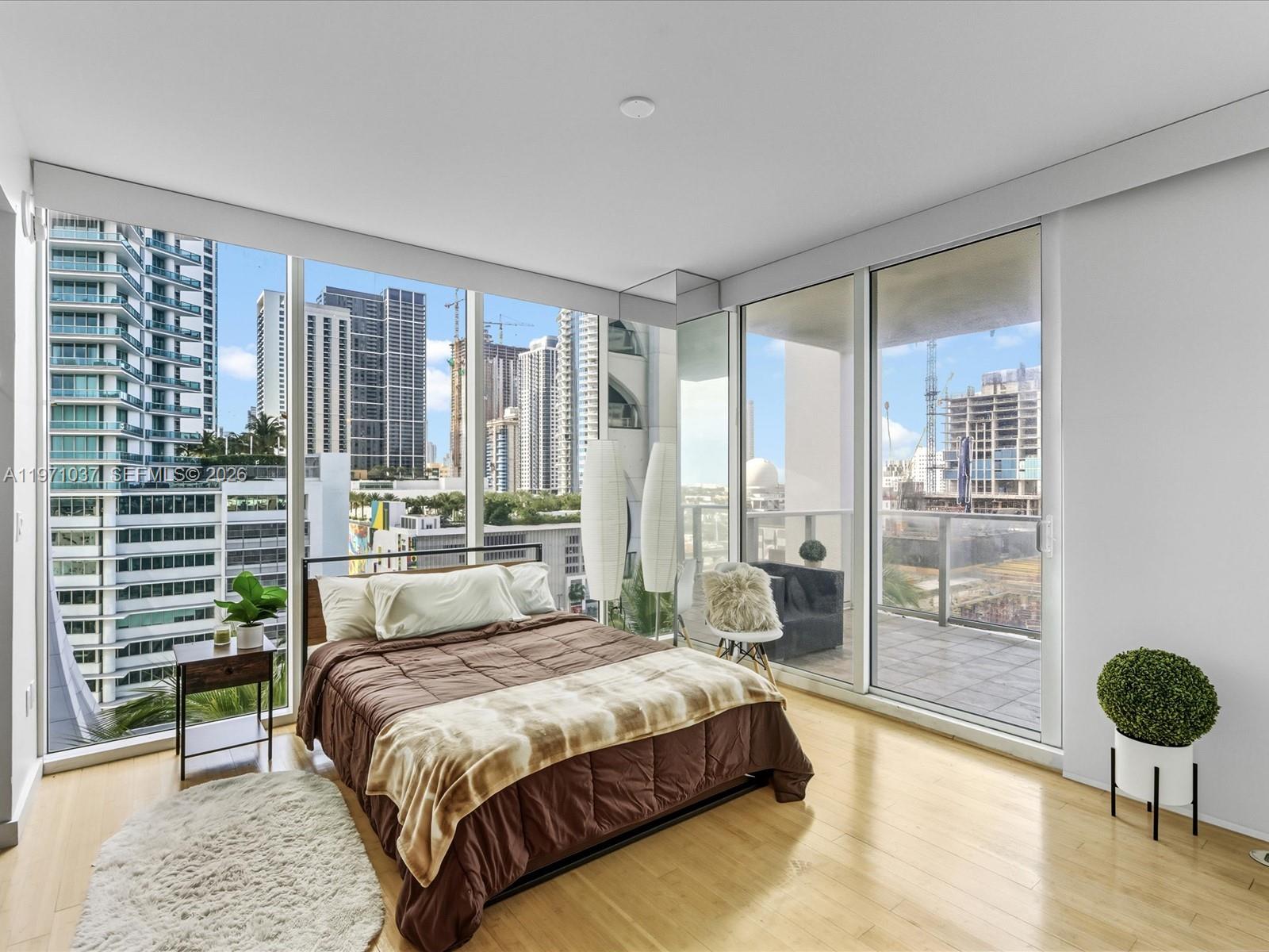 1040 Biscayne Blvd 1107 Property Photo 17