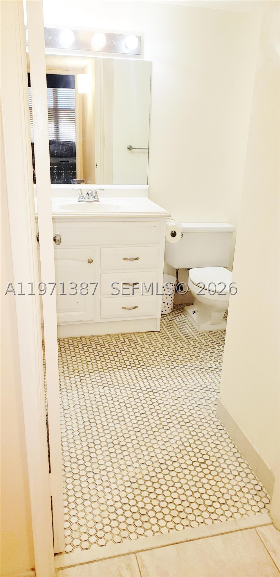 18151 Ne 31st Ct 906 Property Photo 16