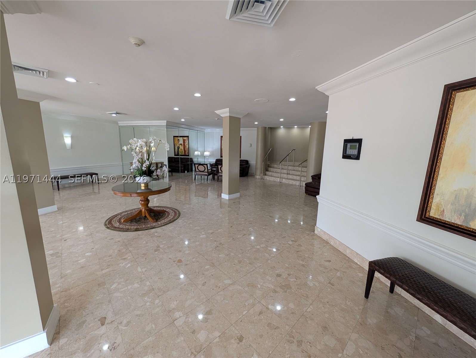 100 Golden Isles Dr Ph9 Property Photo 6