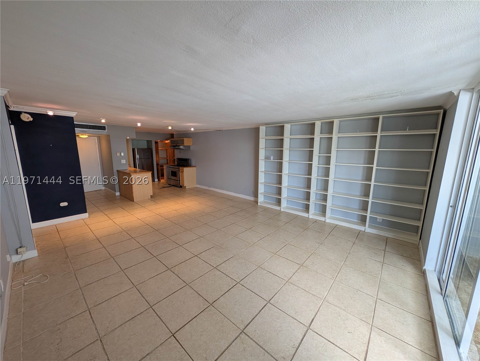 100 Golden Isles Dr Ph9 Property Photo 11
