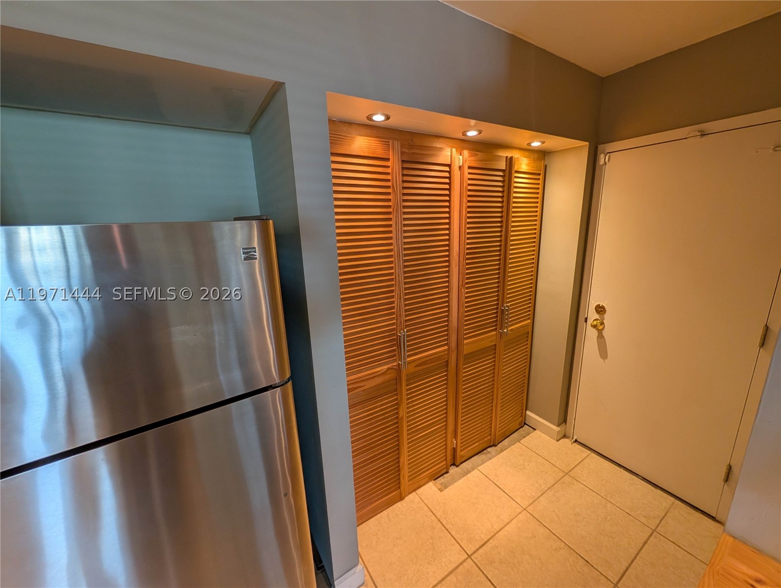 100 Golden Isles Dr Ph9 Property Photo 15