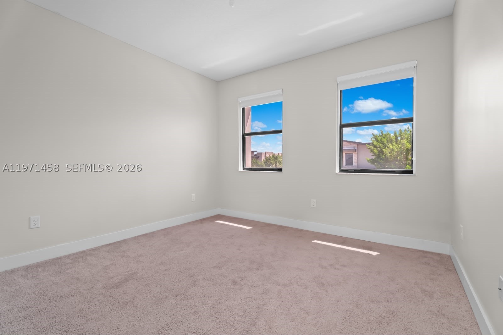 8058 Nw 105th Ct Property Photo 9