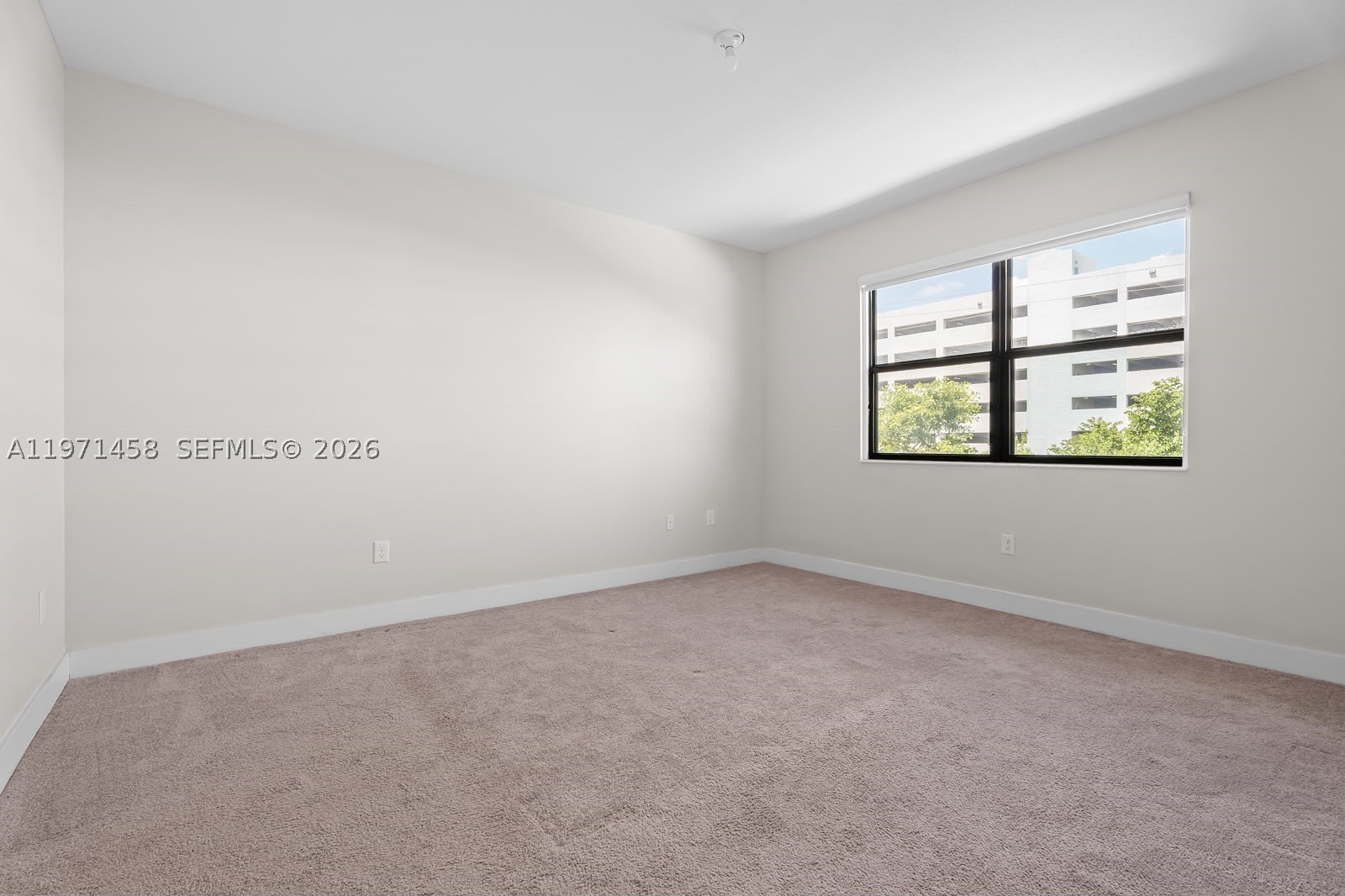 8058 Nw 105th Ct Property Photo 15