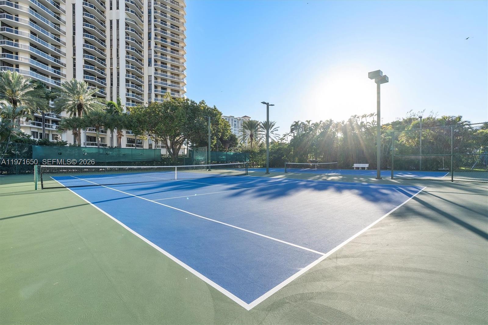 20191 E Country Club Dr 510 Property Photo 39